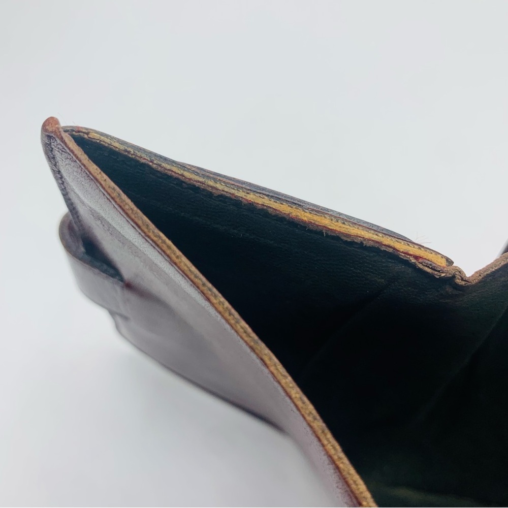Vintage Burgundy Leather Wallet with Gold Horsebit Detail – Equestrian Style - Picture 12 of 16